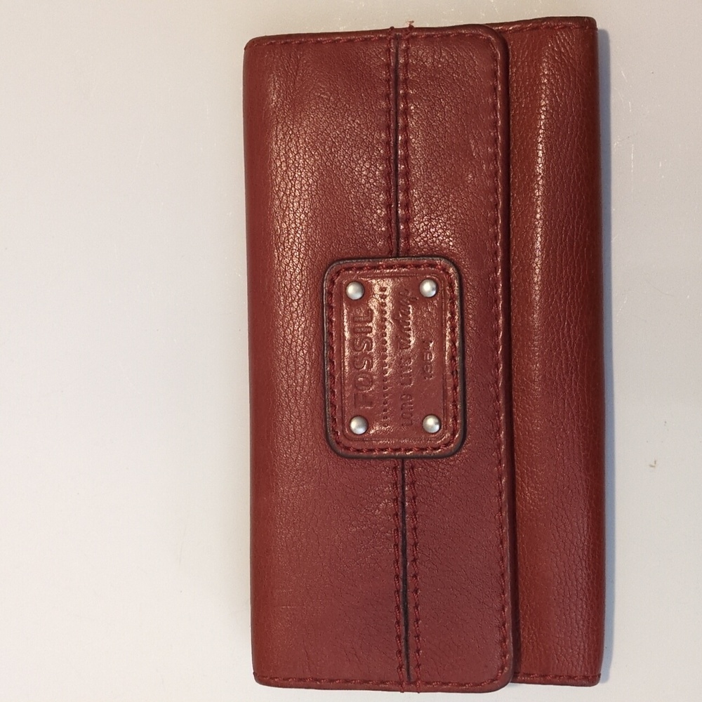 Fossil Burgundy Leather Trifold Wallet